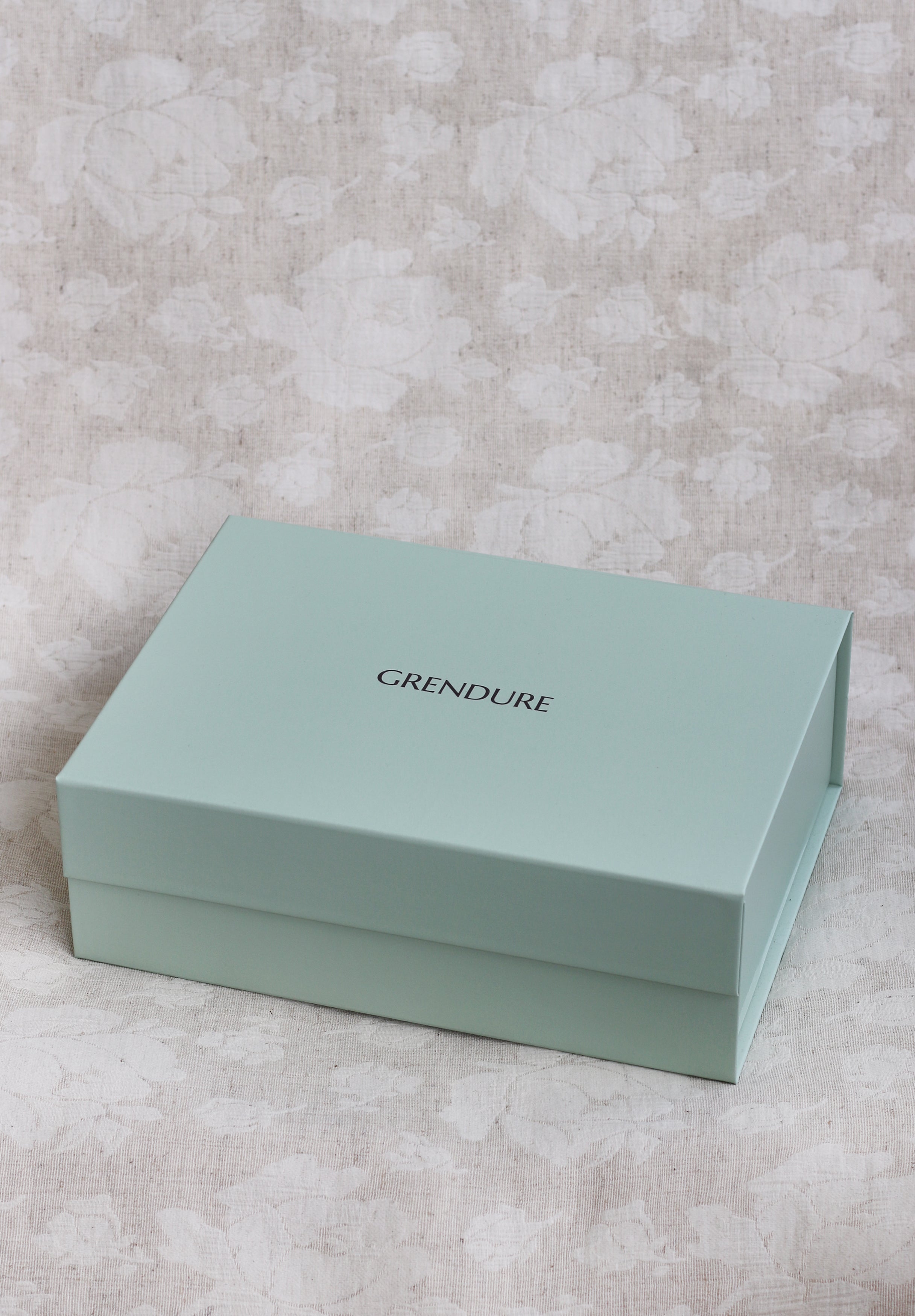 ETHEREAL MIST | SOFT SUMMER