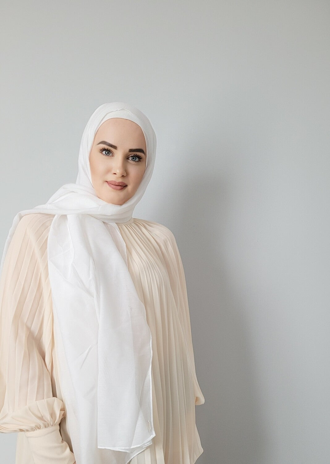 SNOW WHITE | Cotton Silk | Chusta